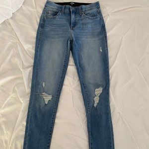 Lularoe Ankle distressed light wash jeans